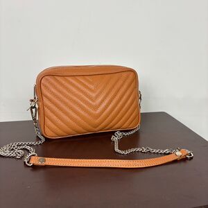 Isabella Rhea Leather Brown Chevron Crossbody Clutch Bag Chain Link Strap Detach